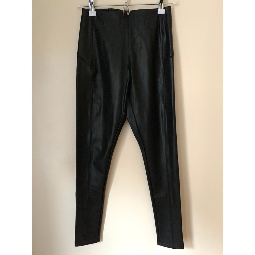 Nordstrom • XS • Faux Leather Leggings Black